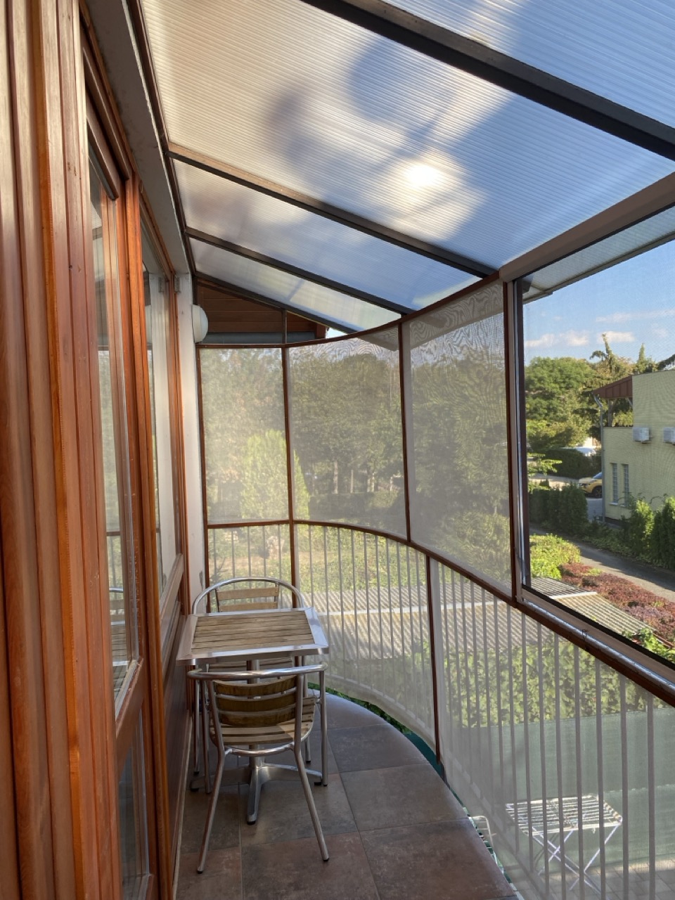 Fedett erkély az apartmanban